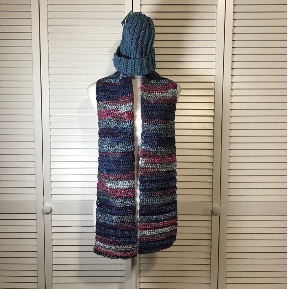 NWT Handmade Crocheted Blue Purple Textured Beanie & Scarf 60”